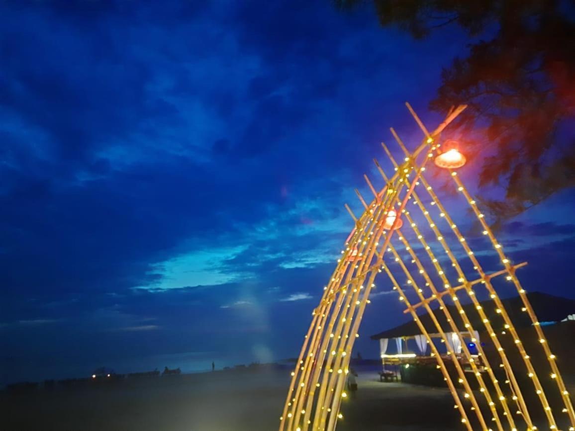 Basho Huts & Cafe Hotel Arambol Exterior photo