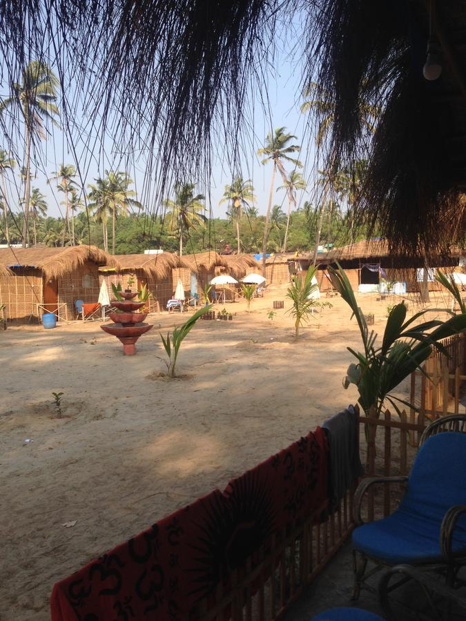 Basho Huts & Cafe Hotel Arambol Exterior photo