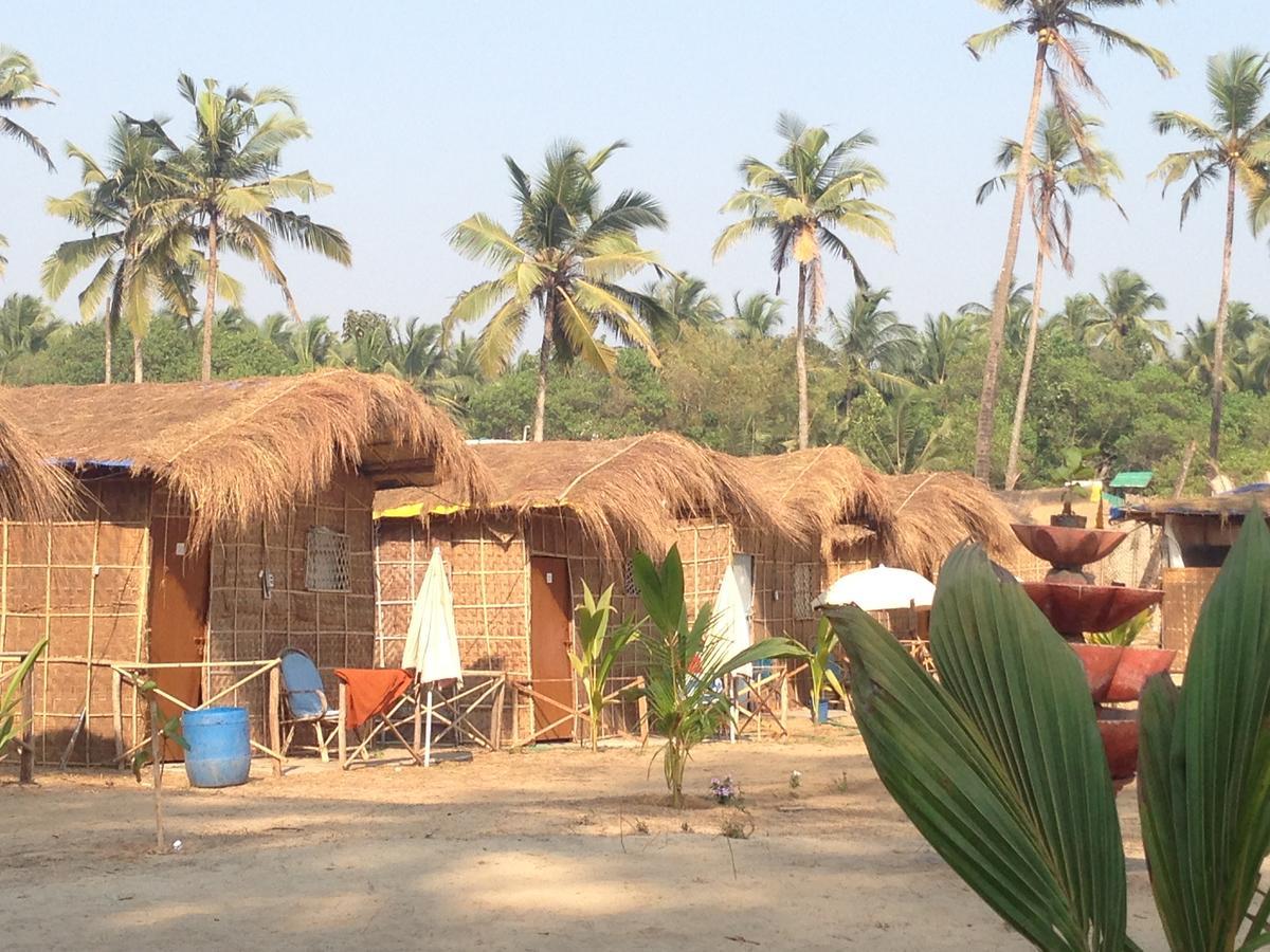 Basho Huts & Cafe Hotel Arambol Exterior photo