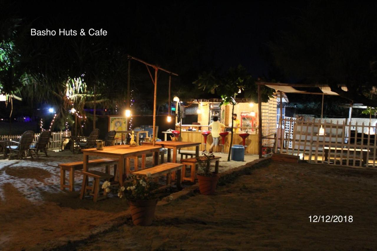 Basho Huts & Cafe Hotel Arambol Exterior photo