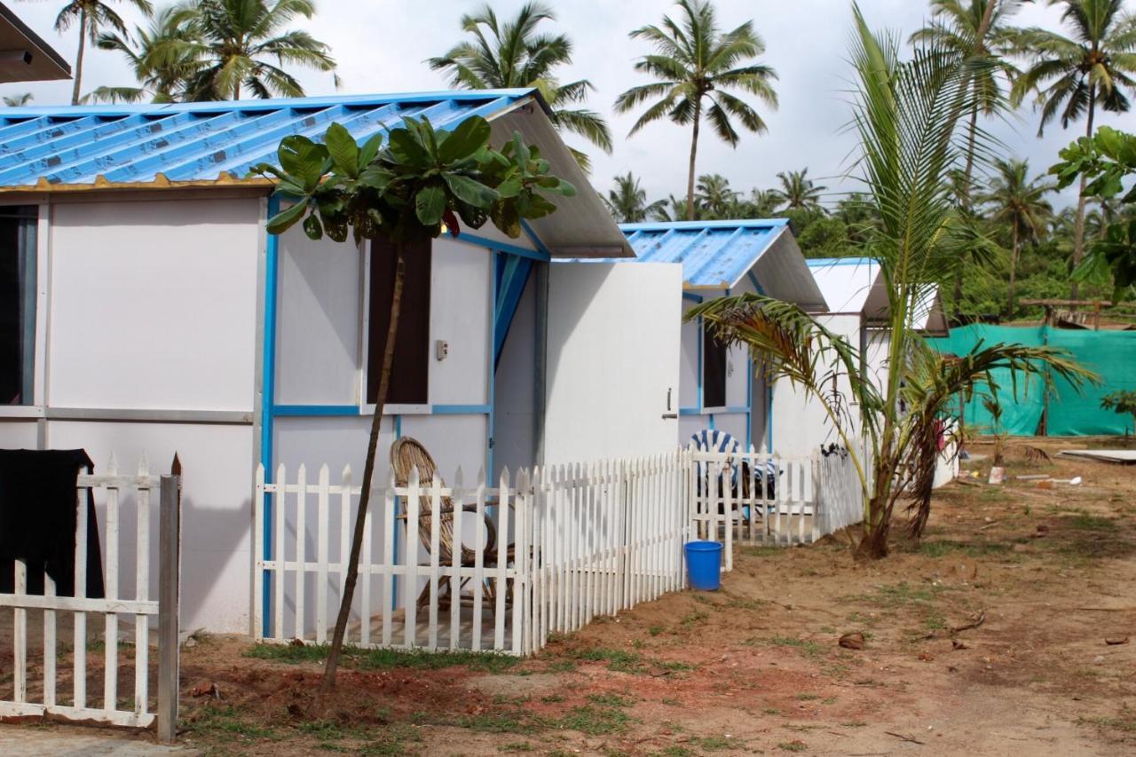 Basho Huts & Cafe Hotel Arambol Exterior photo