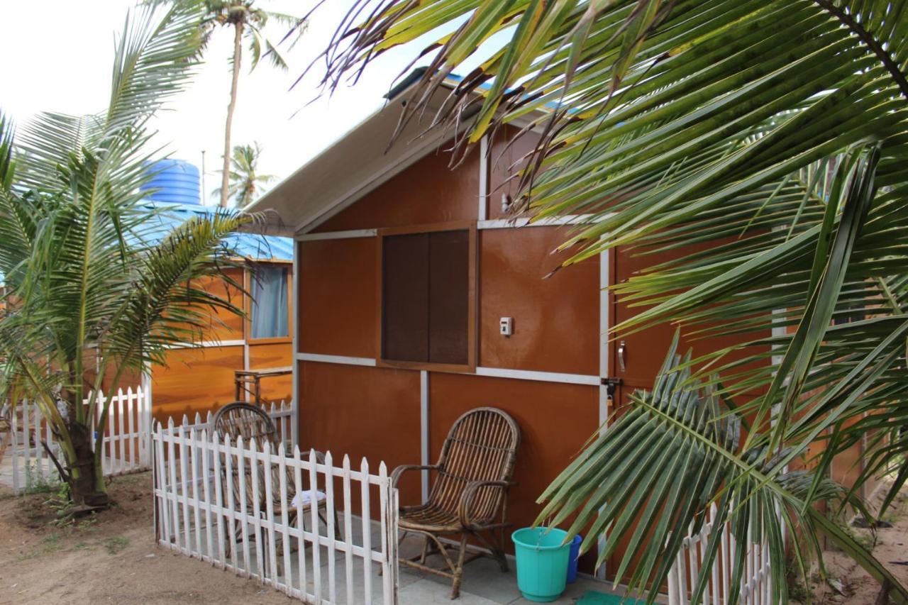 Basho Huts & Cafe Hotel Arambol Exterior photo